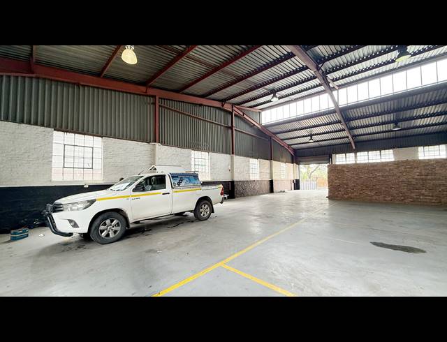455M² WAREHOUSE TO LET IN WADEVILLE